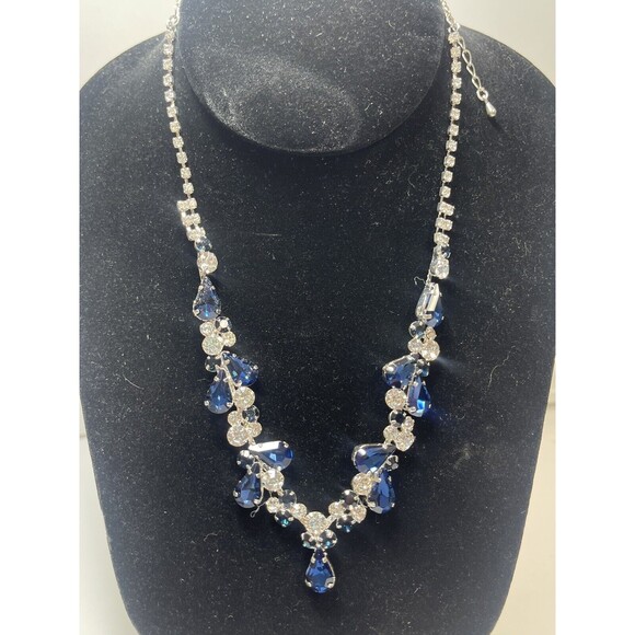 Rosemarie Collections Necklace Bracelet Earring Rhinestone 4 Piece Jewelry Set - Picture 3 of 12